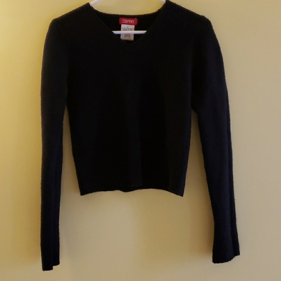 2 bundled wool blend sweaters - Picture 2 of 7